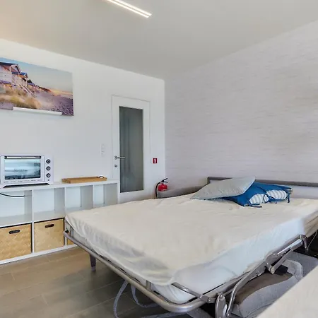 Апартаменты Lecomte - Beachside Escape 128 Остенде