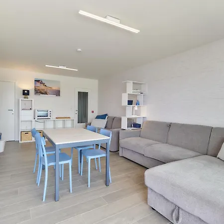 Lecomte - Beachside Escape 128 *